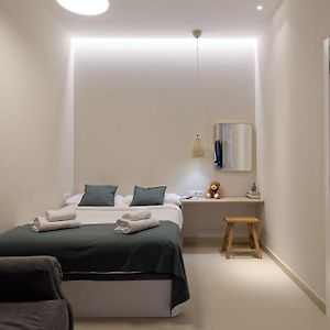 Estudio Deluxe con Cama Queen